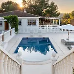 Casa Roka فيلة